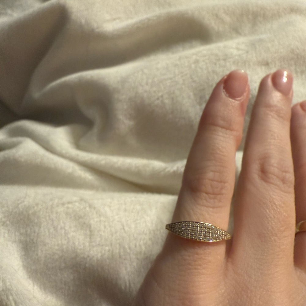 Gold and Diamond Women's Ring